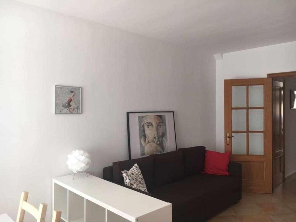 Nice And Quiet Flat In Premia De Mar Hutb Buitenkant foto